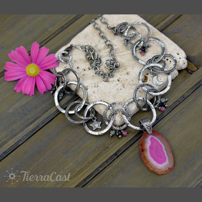 Using Gemstones in Jewelry Designs