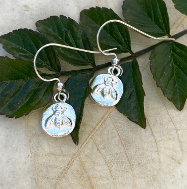 Bees are "The Bee's Knees" in Jewelry Trends