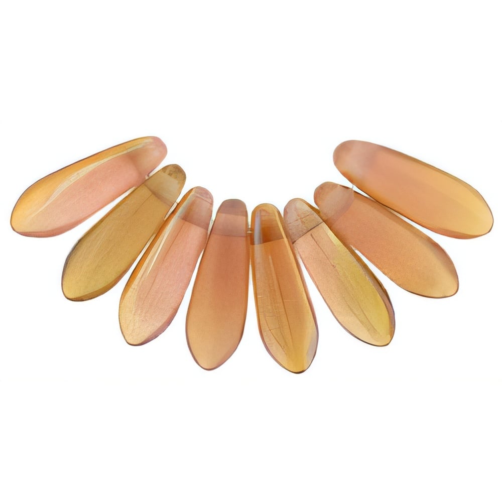 Czech Dagger 10 x 3mm Milky Pink - Celsian (100pcs)
