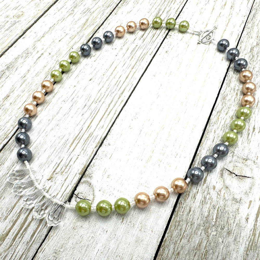 Color Blocked Elegance Necklace