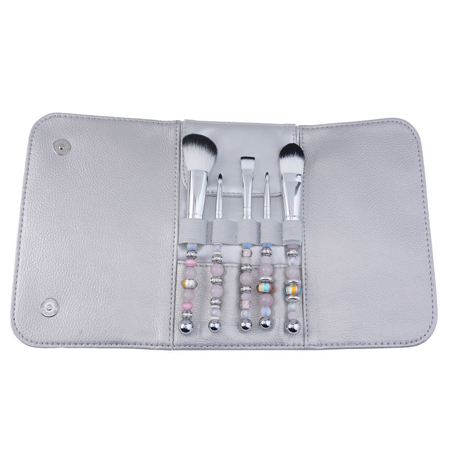 Make-Up Brush 5 Piece Set with Silver Case