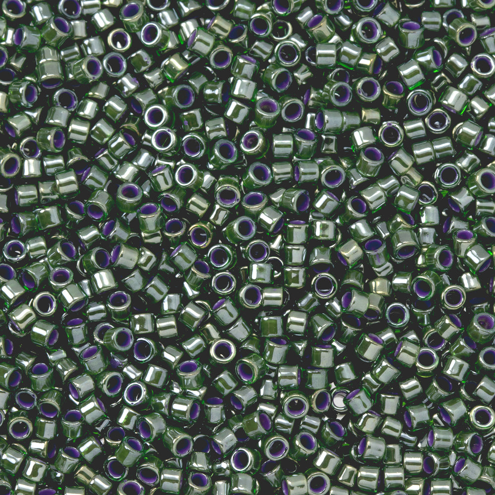 Toho Aiko Seed Beads, 11/0 #1047 'Olive-Lined Peridot' (4 Grams)