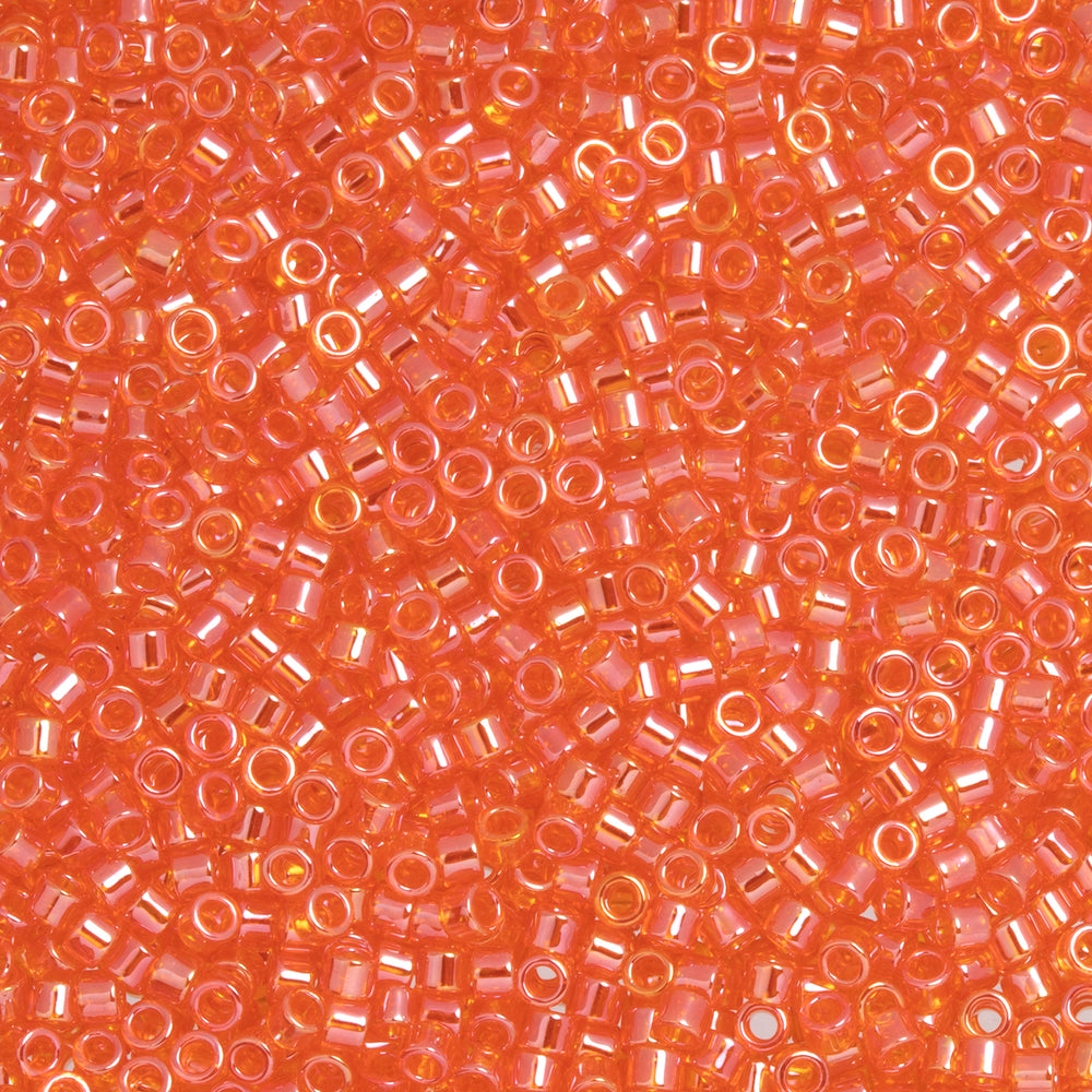 Toho Aiko Seed Beads, 11/0 #111 'Transparent Lt Hyacinth Luster' (4 Grams)