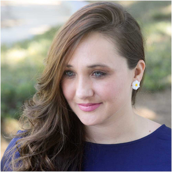 Retired - Love Me Daisy Earrings