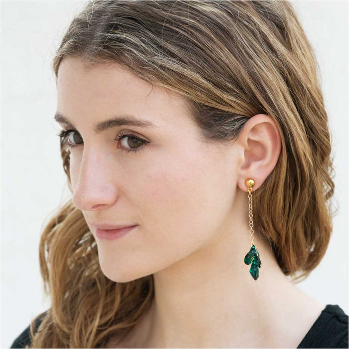 Luxurious Emerald Earrings (Reboot)