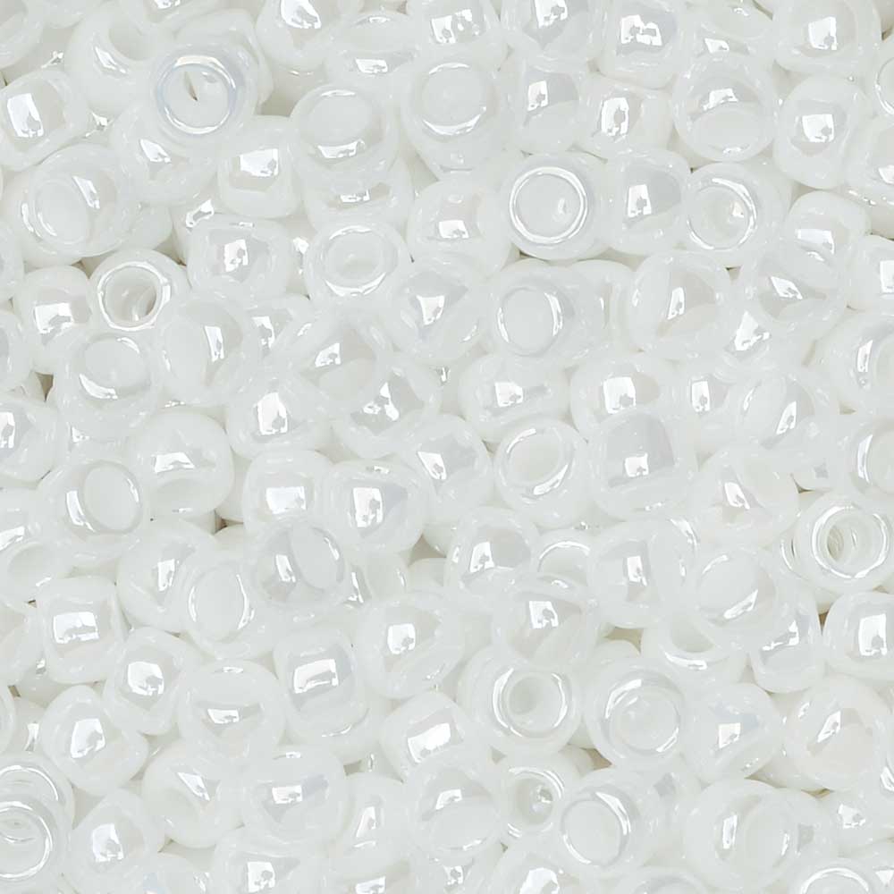 Toho Seed Beads, Round 8/0 #121 'Opaque Lustered White' (8 Grams)