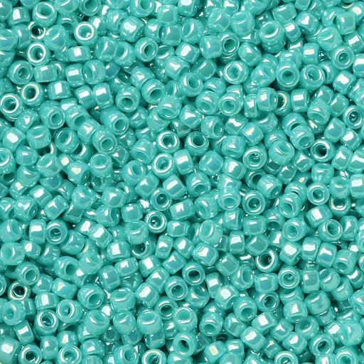 Toho Seed Beads, Round 15/0 #132 'Opaque Lustered Turquoise' (8 Grams)