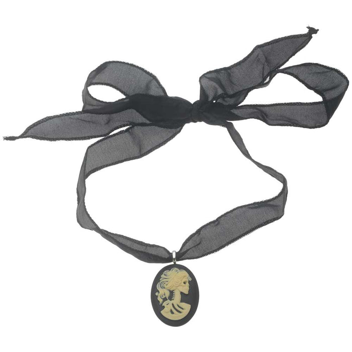 Retired - Mrs. Graves Choker
