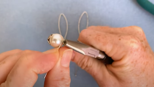 Quick & Easy DIY Jewelry: The Astoria Earrings