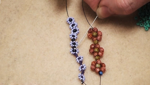 How to Bead Weave a Daisy Chain