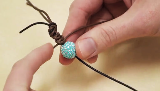 How to Make a Shambhala Bracelet, Part I: Macrame Square Knots