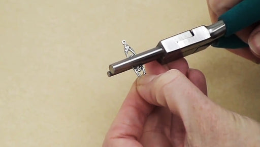 How to Use Bail Making Pliers and Make a Bail