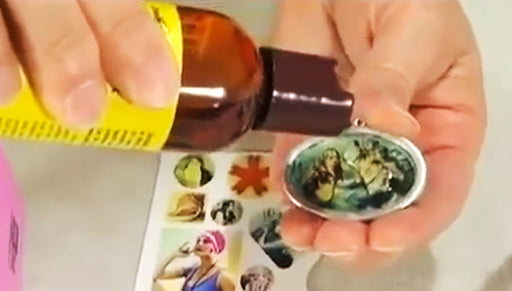 How to Use Gel Du Soleil Resin Finish