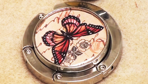 How to Customize a Purse Hanger Using UV Resin