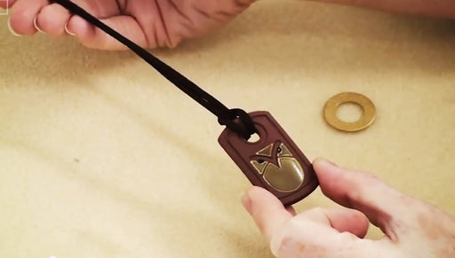 How to Tie a Lark's Head Knot