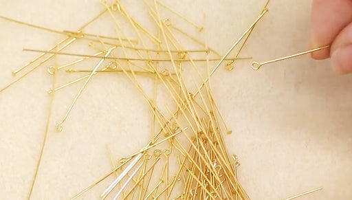 Product Spotlight: Beadaholique Head Pin and Eye Pin Finding Kit
