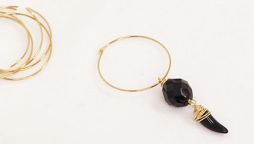 How to Make a Pair of Wire Wrapped Tooth Bead Earrings