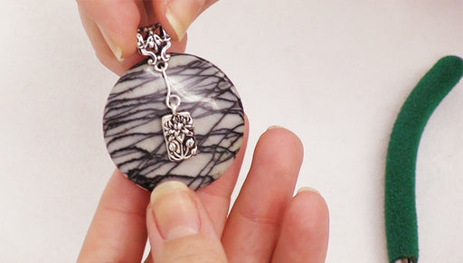 How to Add a Charm to a Bail using a Headpin