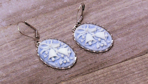 Quick & Easy DIY Jewelry: Holiday Bells Earrings