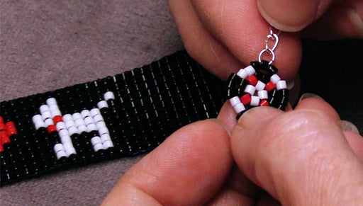 How to Bead Weave a Decorative Element for a Clasp