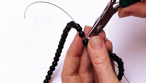 How to Finish a Strung Necklace without a Clasp