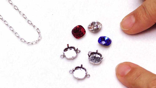 How to Make the Patriotic Crystal Necklace with Gita Settings for Austrian Crystals