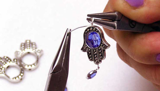 Quick and Easy DIY Jewelry: Hamesh Earrings