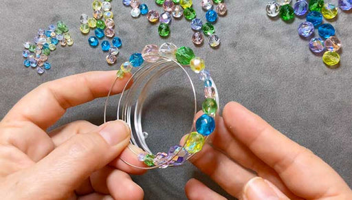 How to Make the Spring Flowers Memory Wire Bracelet